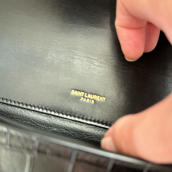Authentic Saint Laurent Gaby YSL Envelope Croc-Embossed Satchel Bag - Picture 3 of 17